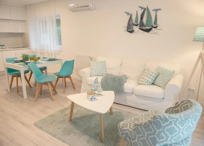 Panoramic Apartment *