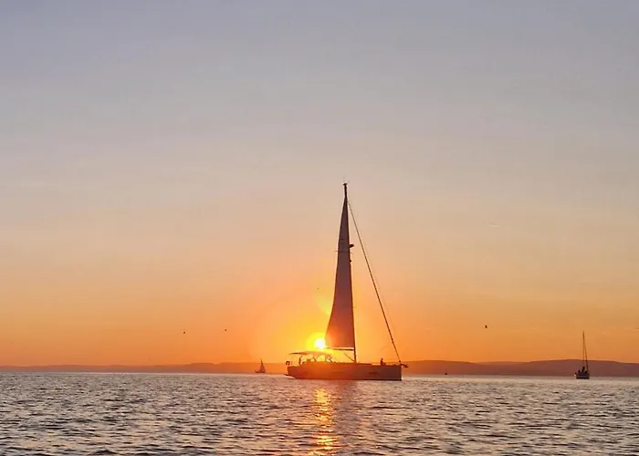 Panoramic Apartment *